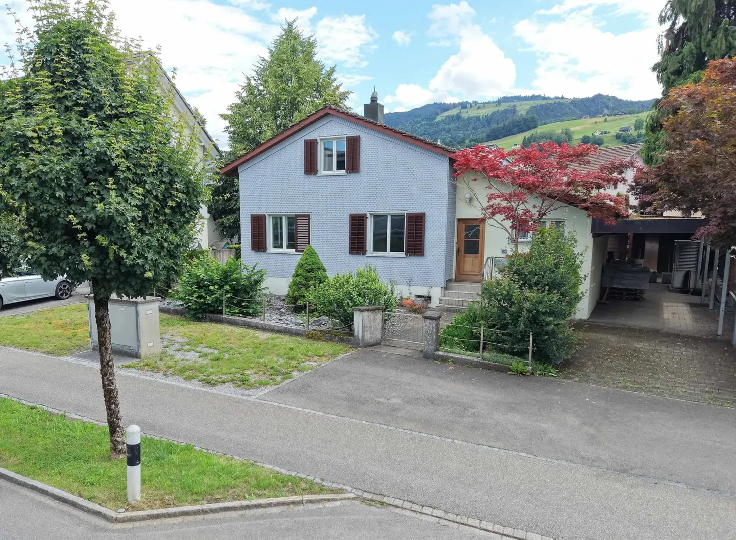 Einfamilienhaus – freistehend, potentialreich, ideal für Familien