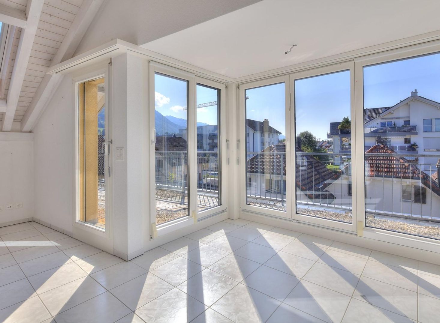 3.5-Zimmer-Dachwohnung mit Weitsicht